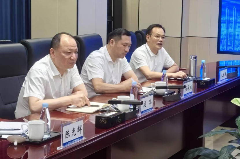 周鴻拜訪云南磷化集團董事長、總經理李錫斌