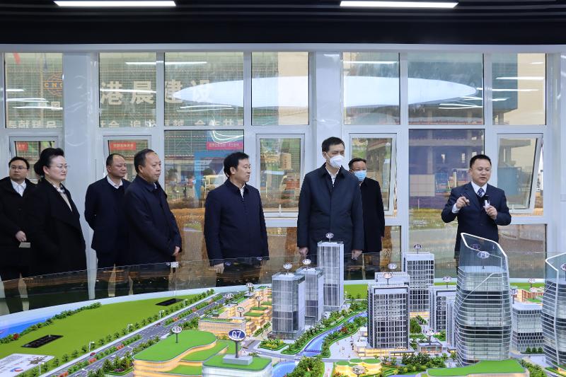 2023年2月，湖南省人民政府副省長周海兵到港晨公司岳陽自貿片區數字經濟產業綜合體建設項目調研指導工作
