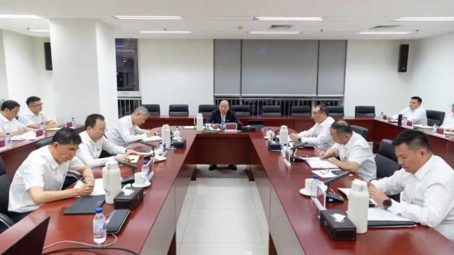 中國(guó)化學(xué)黨委召開(kāi)常委會(huì)（擴(kuò)大）會(huì)議暨黨建工作領(lǐng)導(dǎo)小組會(huì)議