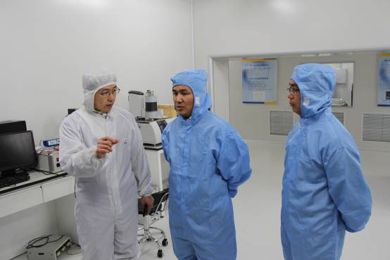 D:\2012.11.29工信部電子司調研\新建文件夾\照片 239.jpg